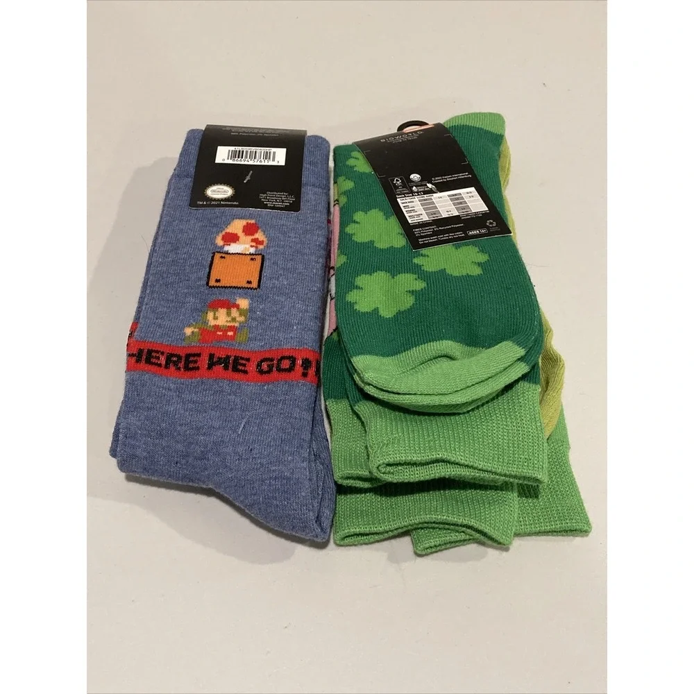 Super Mario Bros & SpongeBob SquarePants Crew Socks Size 6-10‎ 4 Pairs Total
